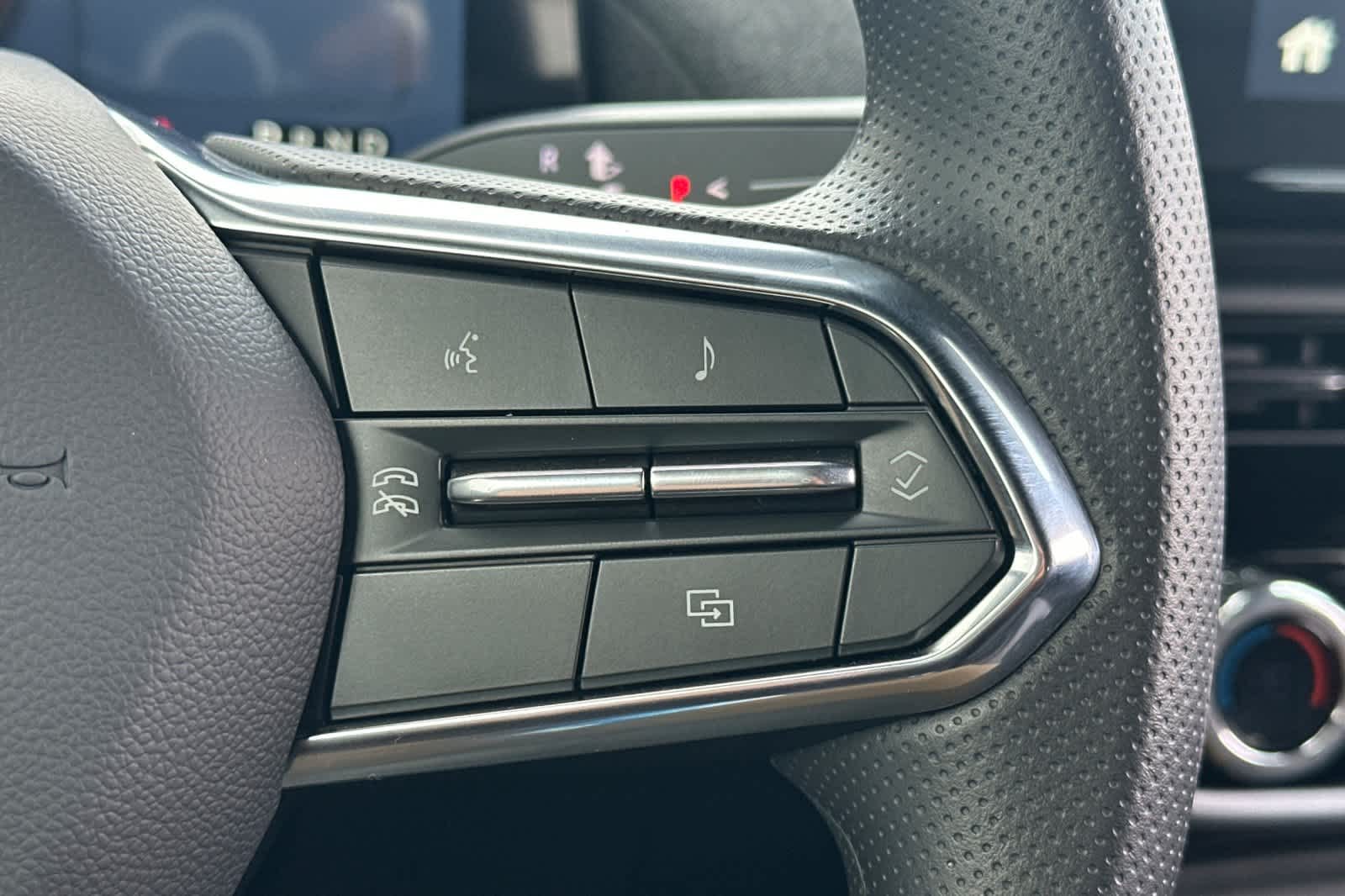 2026 Honda Prologue EX - Photo 28