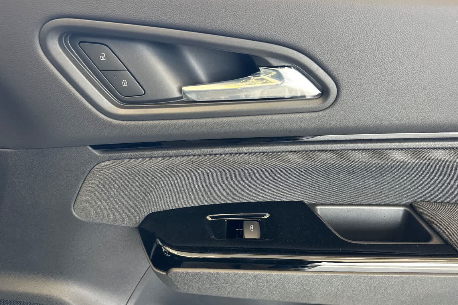 2026 Honda Prologue EX - Photo 19