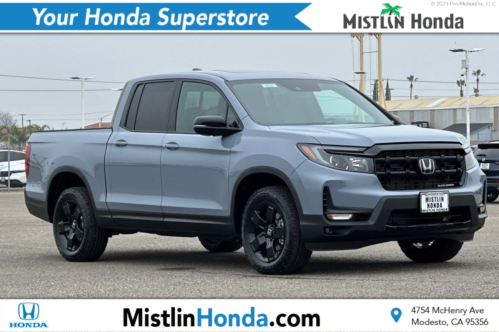 2026 Honda Ridgeline Black Edition's photo