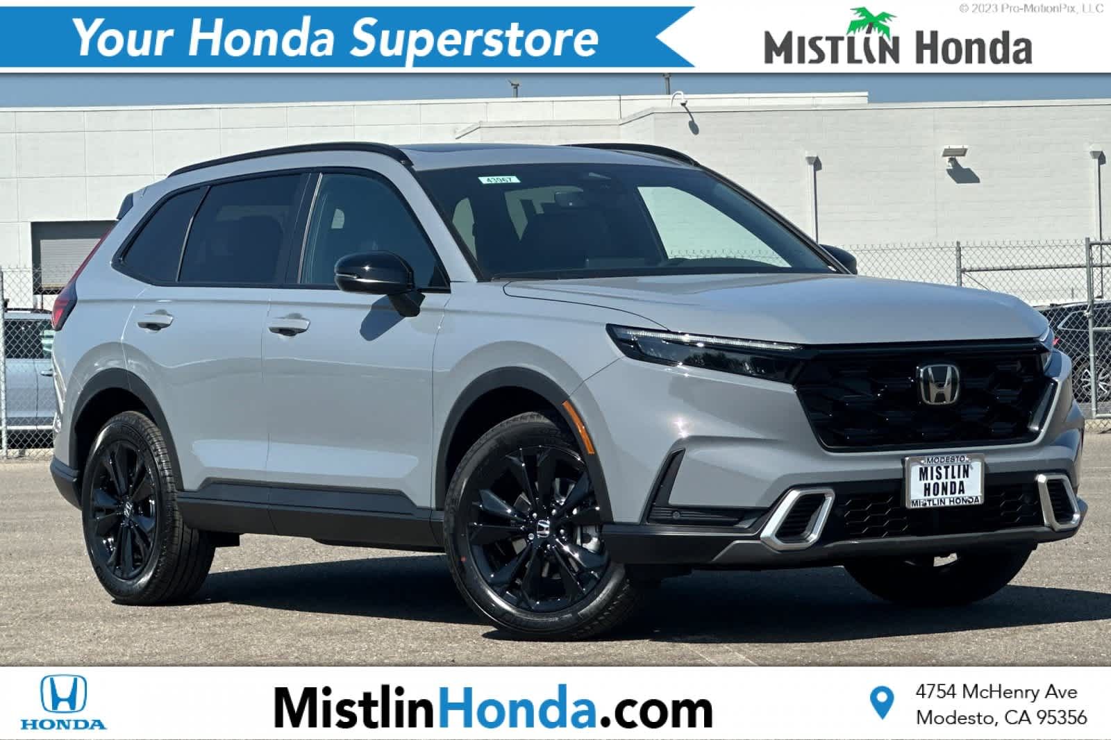 2026 Honda CR-V Sport Touring's photo