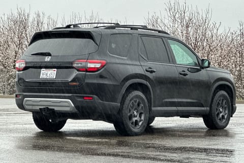 2023 Honda Pilot TrailSport