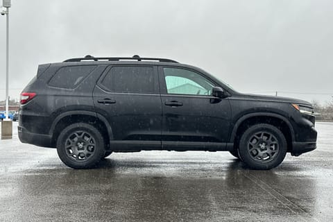 2023 Honda Pilot TrailSport