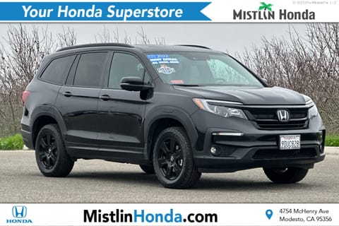 1 image of 2022 Honda Pilot TrailSport