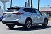 4 thumbnail image of  2021 Toyota Highlander XLE