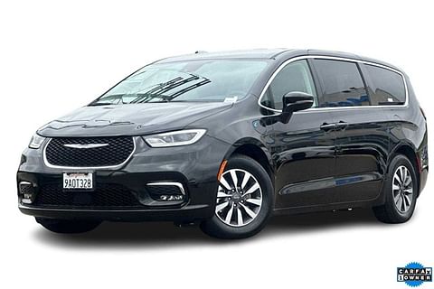 1 image of 2022 Chrysler Pacifica Hybrid Touring L