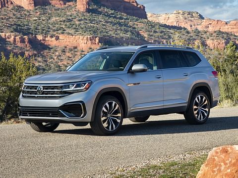 1 image of 2023 Volkswagen Atlas 3.6L V6 SEL R-Line