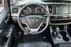 14 imagen en miniatura de 2017 Toyota Highlander Limited