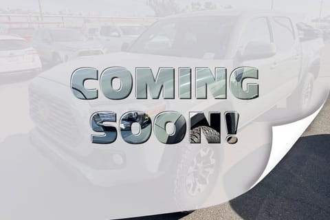 1 imagen de 2023 Toyota Tacoma TRD Off-Road