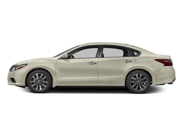 3 thumbnail image of  2016 Nissan Altima 2.5 SL