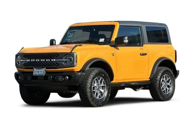 2 thumbnail image of  2022 Ford Bronco Badlands