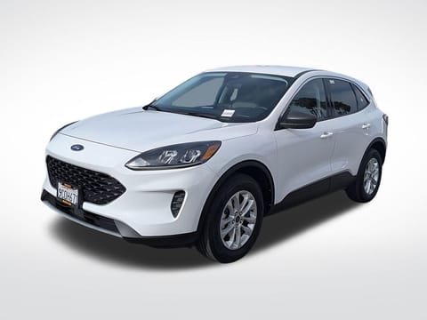 1 image of 2022 Ford Escape SE