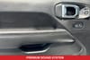 12 thumbnail image of  2022 Jeep Gladiator Overland
