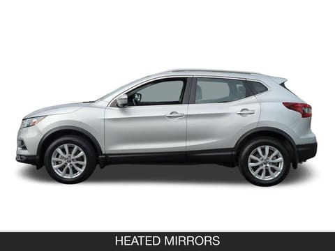 2022 Nissan Rogue Sport SV