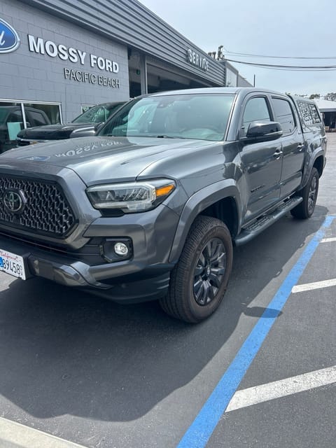 1 image of 2022 Toyota Tacoma Limited