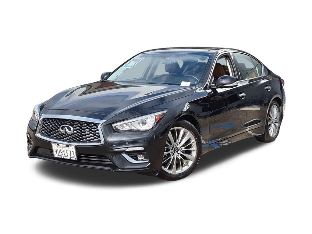 2023 INFINITI Q50 LUXE