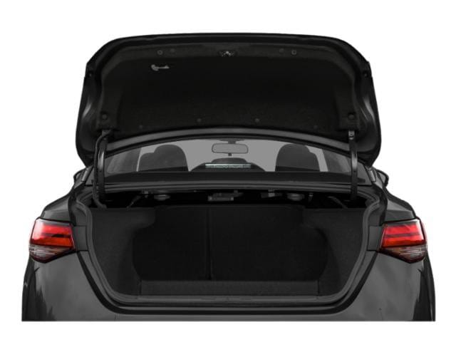 14 thumbnail image of  2023 Nissan Sentra SR