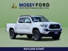 2 imagen en miniatura de 2023 Toyota Tacoma SR5