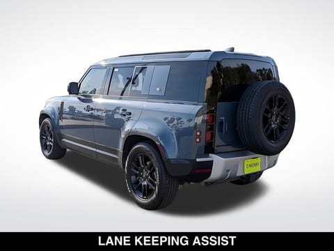 2024 Land Rover Defender 110 S