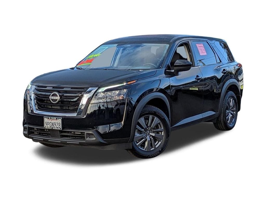 2024 Nissan Pathfinder S