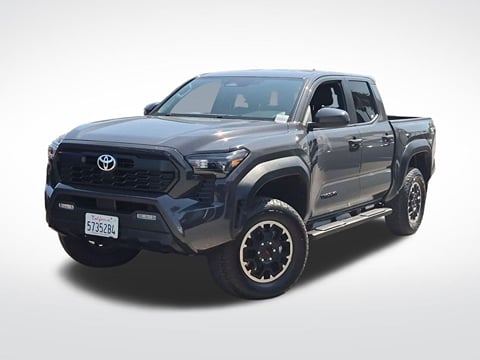 1 imagen de 2024 Toyota Tacoma TRD Off-Road