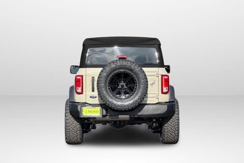 2025 Ford Bronco Base