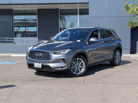1 imagen de 2025 Infiniti Qx50 PURE