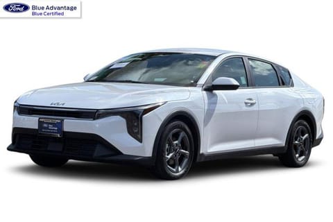 1 image of 2025 Kia K4 LXS