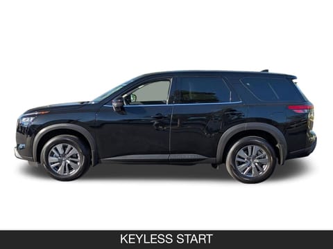 2025 Nissan Pathfinder S