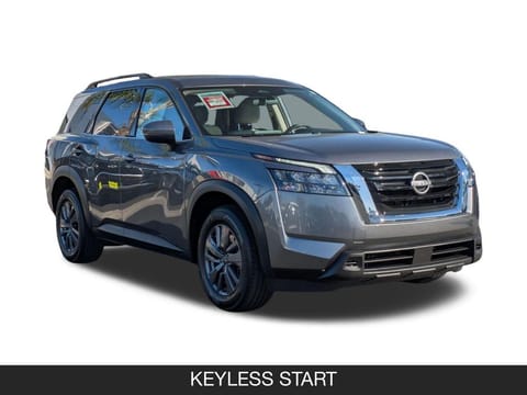 2025 Nissan Pathfinder SV