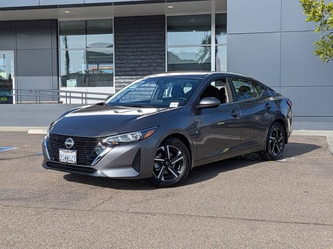 1 imagen de 2025 Nissan Sentra SV