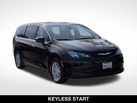 2026 Chrysler Voyager LX