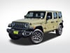 1 imagen en miniatura de 2026 Jeep Wrangler Sahara