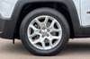 27 thumbnail image of  2016 Jeep Renegade Latitude