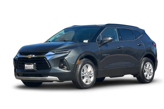 2 thumbnail image of  2020 Chevrolet Blazer LT