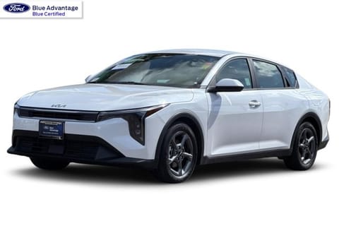 1 image of 2025 Kia K4 LXS