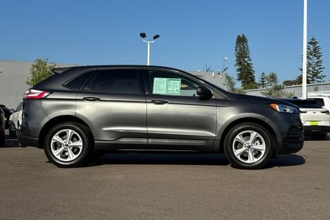 2020 Ford Edge SE