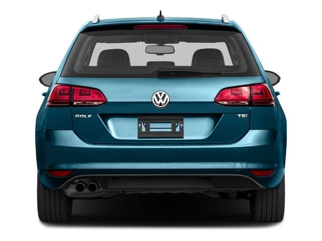 5 thumbnail image of  2017 Volkswagen Golf SportWagen S