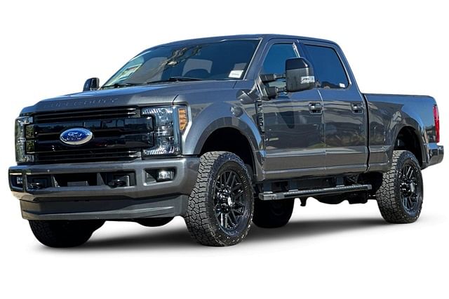 Used 2019 Ford F-250 Super Duty Lariat with VIN 1FT7W2B62KEF34598 for sale in San Diego, CA