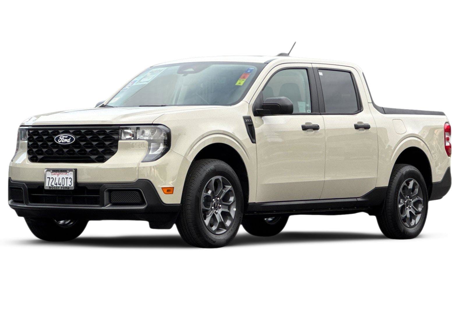 2 thumbnail image of  2025 Ford Maverick XLT