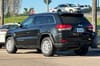 8 thumbnail image of  2015 Jeep Grand Cherokee Laredo