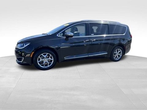 1 imagen de 2018 Chrysler Pacifica Limited