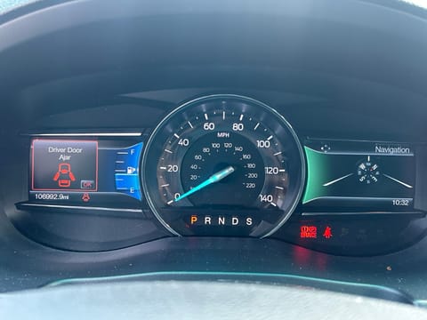 1 image of 2016 Ford Explorer XLT