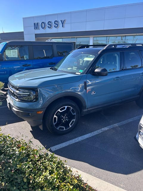1 imagen de 2022 Ford Bronco Sport Outer Banks