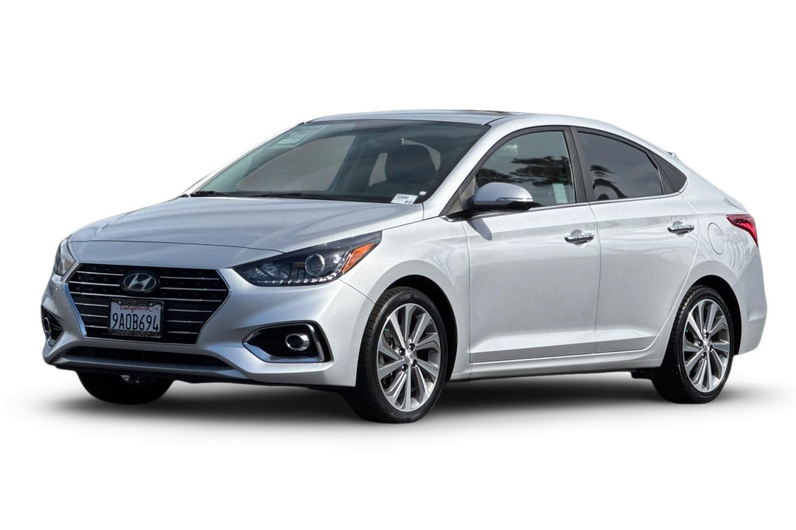 1 placeholder image of  2022 Hyundai Accent Limited