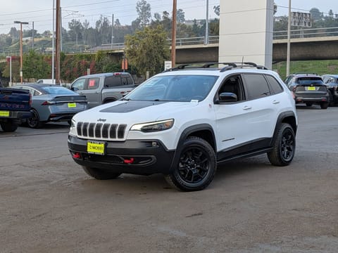 1 imagen de 2022 Jeep Cherokee Trailhawk