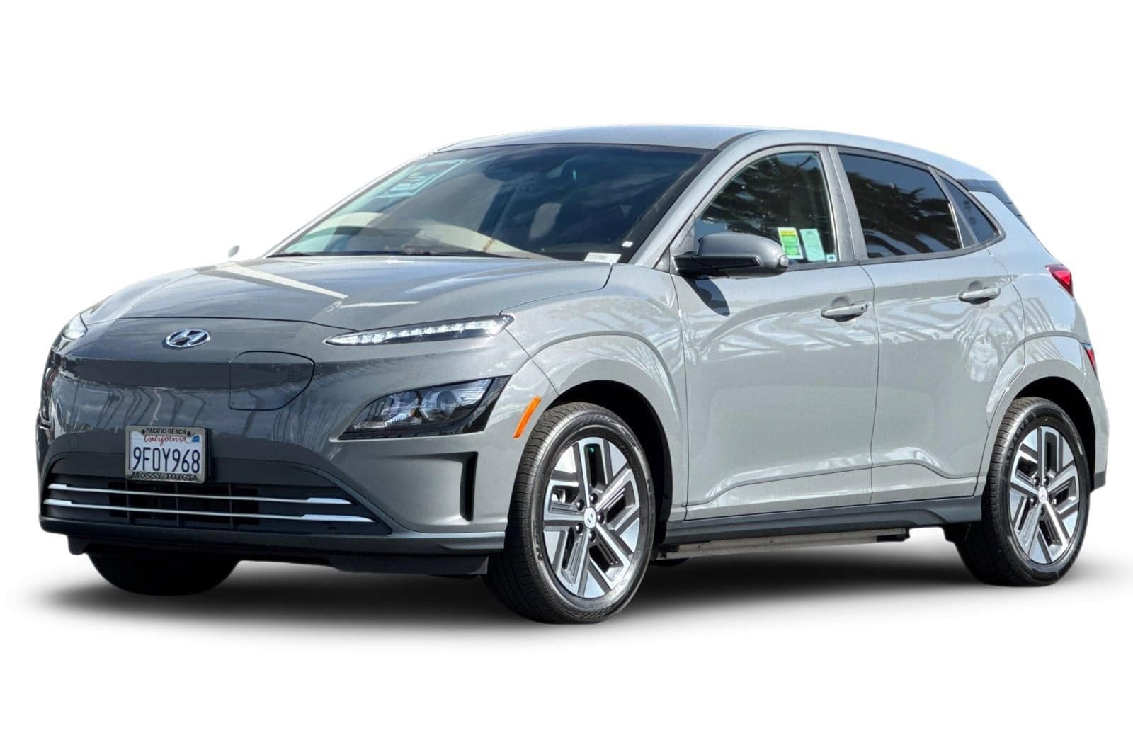 1 placeholder image of  2023 Hyundai Kona Electric SE