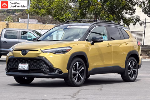 1 imagen de 2023 Toyota Corolla Cross Hybrid XSE