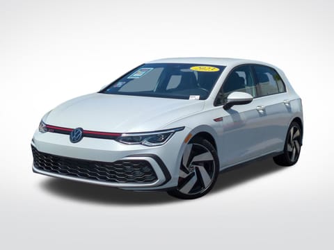 1 imagen de 2023 Volkswagen Golf GTI 2.0T S