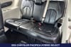 16 imagen en miniatura de 2024 Chrysler Pacifica Hybrid Select
