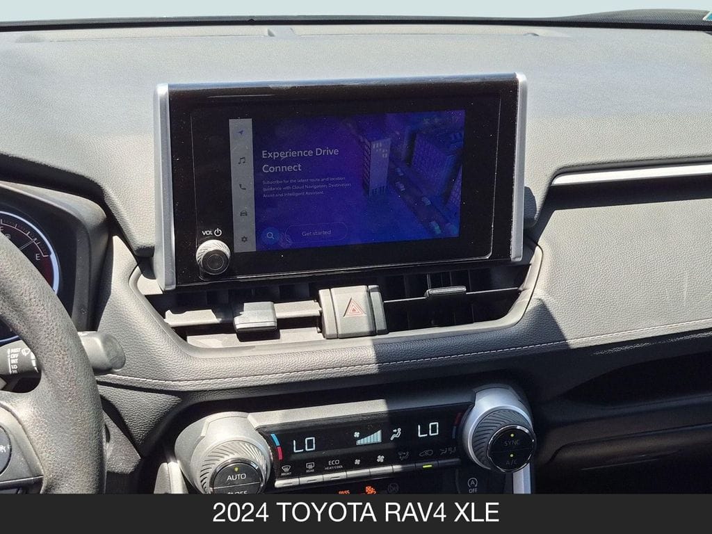 2024 Toyota RAV4 XLE - Photo 23